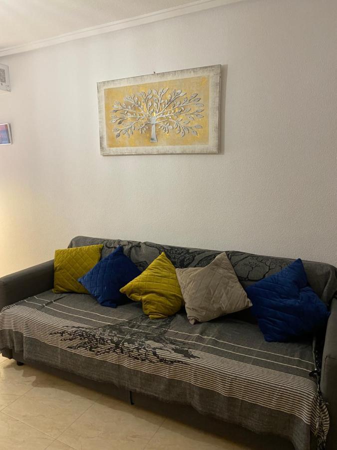 Amazing 2-Bedrooms Apartment With Pool Torrevieja Center Esterno foto