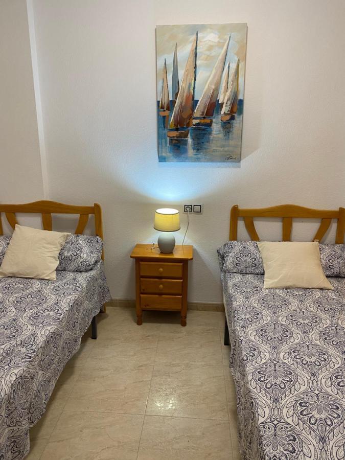 Amazing 2-Bedrooms Apartment With Pool Torrevieja Center Esterno foto