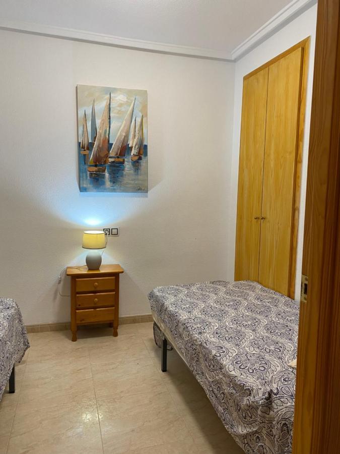 Amazing 2-Bedrooms Apartment With Pool Torrevieja Center Esterno foto